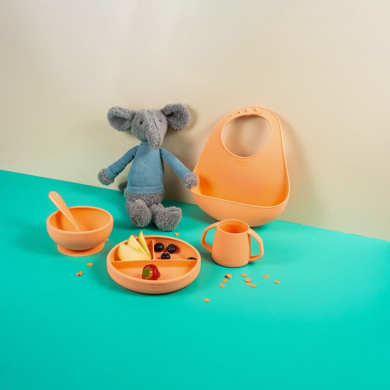 Lurch - dětský silikonový bryndák apricot - náhled 2