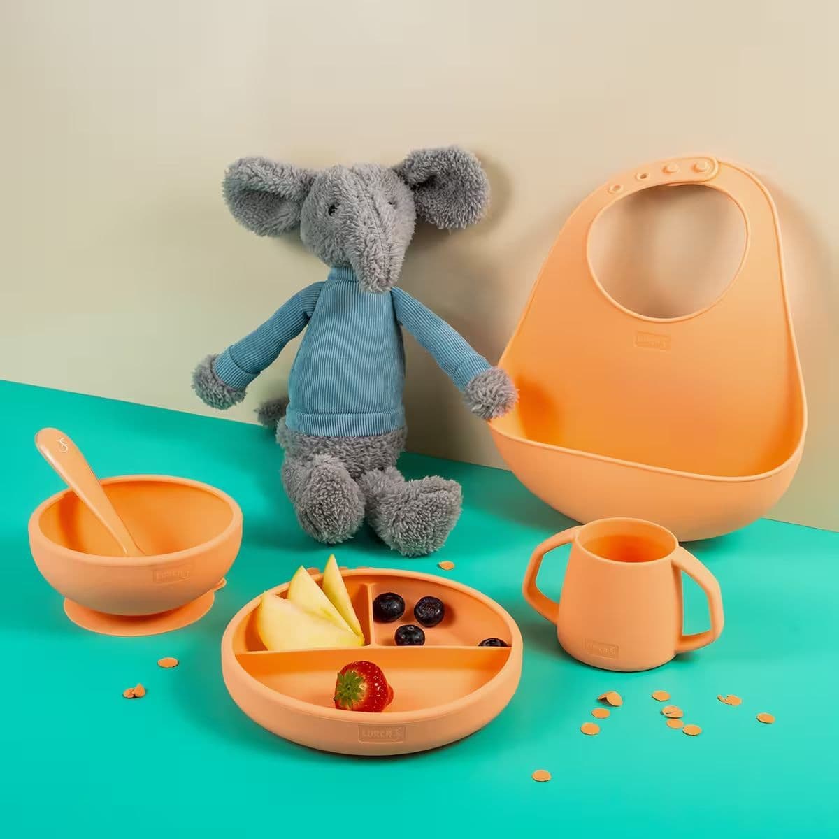 Lurch - dětský silikonový talíř apricot - náhled 2