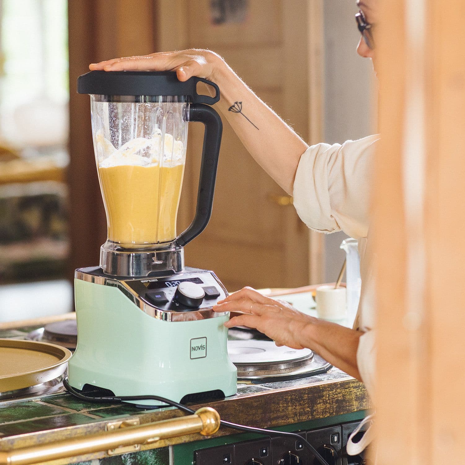 Novis Mixér ProBlender 880L (neomint) - náhled 2
